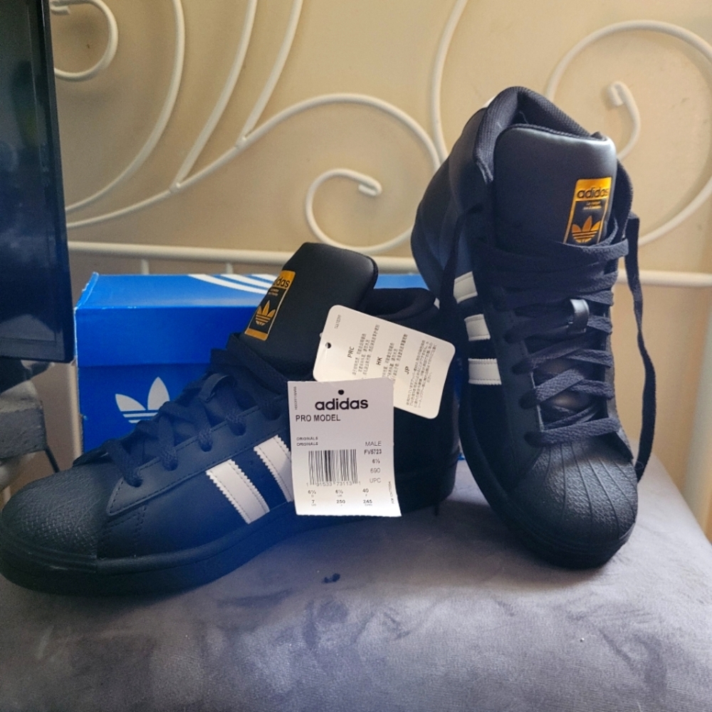 Adidas Shell High tops
